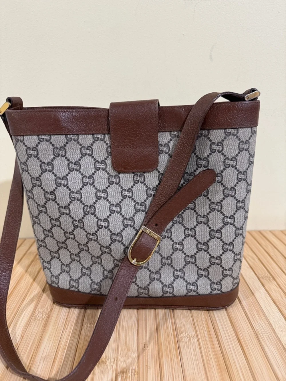 Vintage Gucci Monogram crossbody Adjustable Strap Authentic Gucci ( COA include)